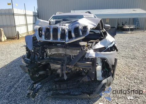 2018 Jeep Cherokee Trailhawk из США, поврежденный, VIN 1C4PJMBX7JD618178